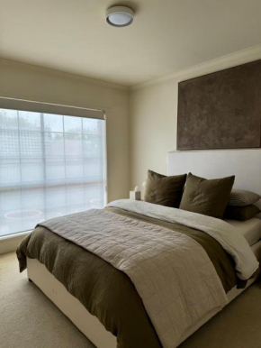 Interior Stylist's Country Unit